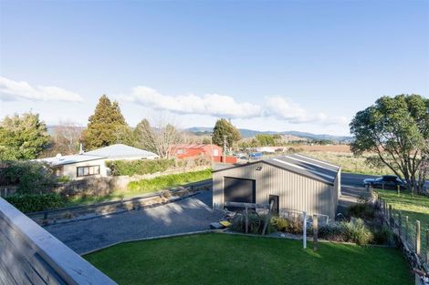 Photo of property in 6 Muhunoa West Road, Ohau, Levin, 5570