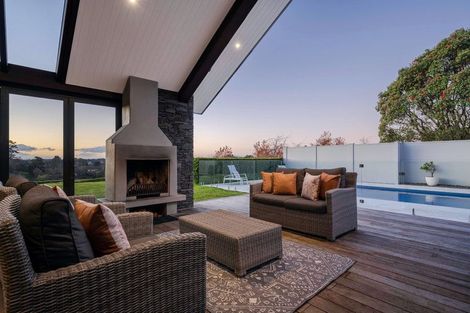 Photo of property in 14 Sunny Downs Drive, Tauriko, Tauranga, 3110