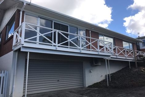 Photo of property in 2/252 Onewa Road, Birkenhead, Auckland, 0626
