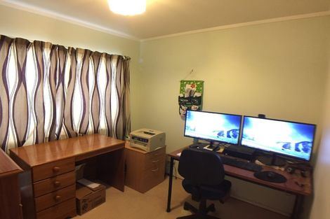Photo of property in 16a Jasper Avenue, Mount Roskill, Auckland, 1041