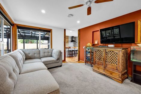 Photo of property in 43 Maire Street, Inglewood, 4330