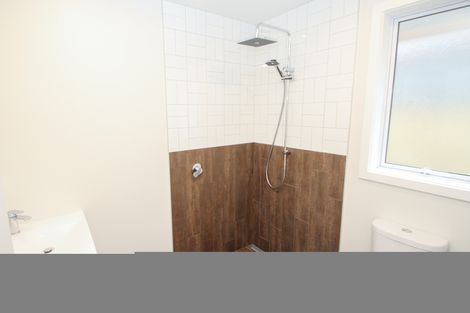 Photo of property in 90 Weston Road, St Albans, Christchurch, 8052