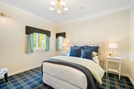 Photo of property in 7 Marine Terrace, Bayswater, Auckland, 0622