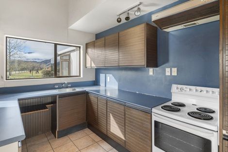 Photo of property in 21 Grey Street, Murchison, 7007