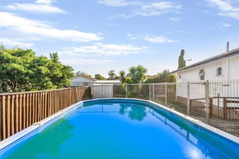 Photo of property in 14 Udall Place, Bucklands Beach, Auckland, 2014