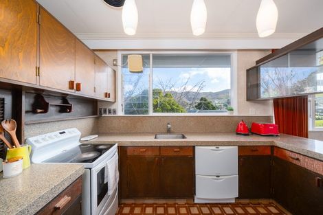 Photo of property in 387 Karori Road, Karori, Wellington, 6012