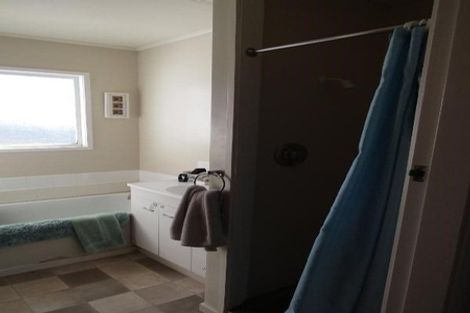 Photo of property in 69 Tamatea Road, Taupo, 3330