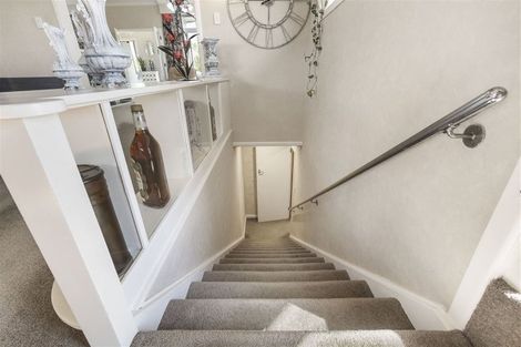 Photo of property in 2 Churchill Street, Putaruru, 3411