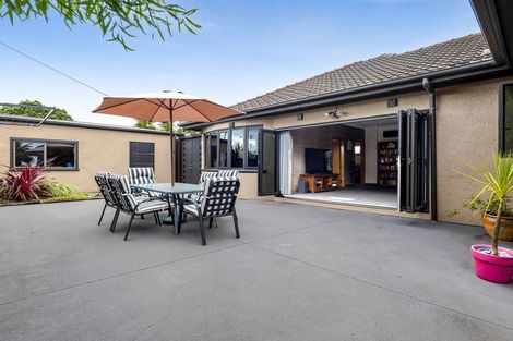 Photo of property in 138 Ngamotu Road, Spotswood, New Plymouth, 4310