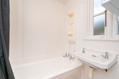 Photo of property in 10 Newport Street, Belleknowes, Dunedin, 9011