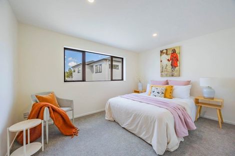 Photo of property in 37a Allington Road, Massey, Auckland, 0614