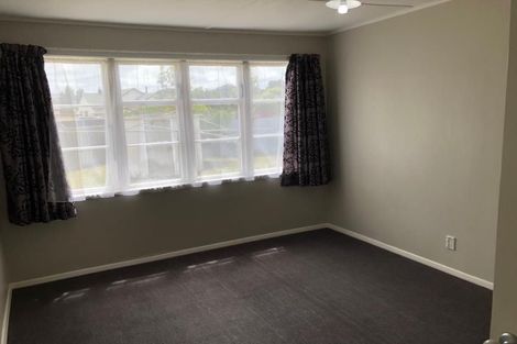 Photo of property in 19 Avery Grove, Boulcott, Lower Hutt, 5011