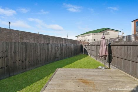 Photo of property in 9/3 Abbotleigh Avenue, Te Atatu Peninsula, Auckland, 0610