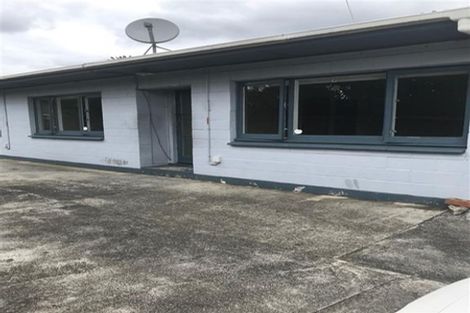 Photo of property in 2/23 Driver Road, Mangere East, Auckland, 2024