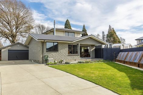 Photo of property in 23 Aileen Place, Upper Riccarton, Christchurch, 8041