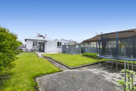 Photo of property in 38 Hargest Crescent, Saint Kilda, Dunedin, 9012