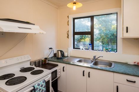 Photo of property in 553 Featherston Street, Roslyn, Palmerston North, 4414