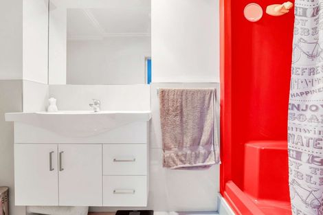 Photo of property in 247a Hill Road, The Gardens, Auckland, 2105