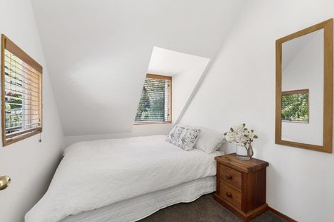 Photo of property in 18 Williams Street, Sunshine Bay, Queenstown, 9300