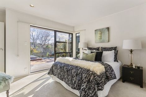 Photo of property in 24 Bert Wilson Place, Cockle Bay, Auckland, 2014