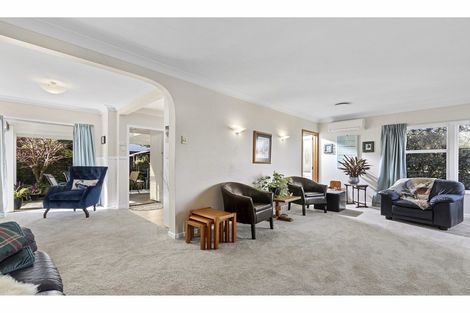 Photo of property in 941 Beach Road, Torbay, Auckland, 0630