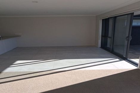 Photo of property in 11 Leebank Crescent, Riverhead, 0820