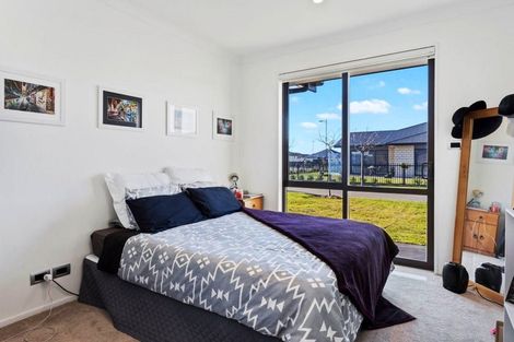 Photo of property in 2 Endurance Lane, Wigram, Christchurch, 8025