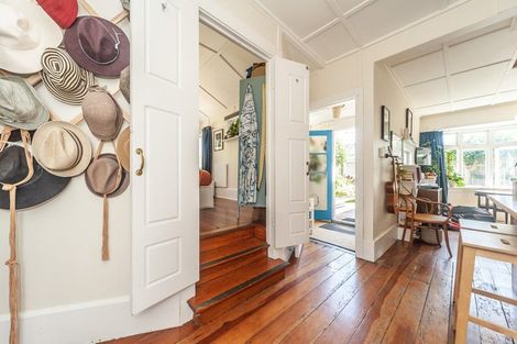 Photo of property in 83 Apu Crescent, Lyall Bay, Wellington, 6022