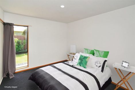 Photo of property in 2/52 Northcote Road, Northcote, Christchurch, 8052