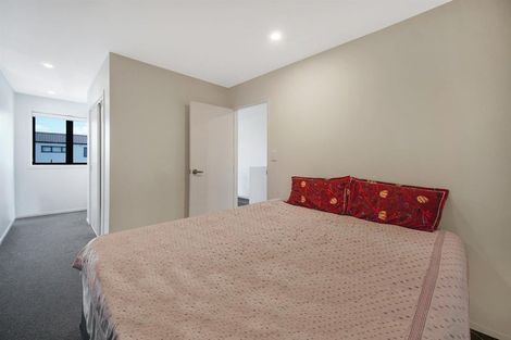 Photo of property in 30 Arapapa Road, Papakura, 2110