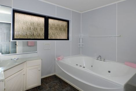 Photo of property in 494 Mangakahia Road, Maungatapere, Whangarei, 0179