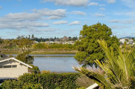 Photo of property in 4 Sunny Bay Road, Matua, Tauranga, 3110