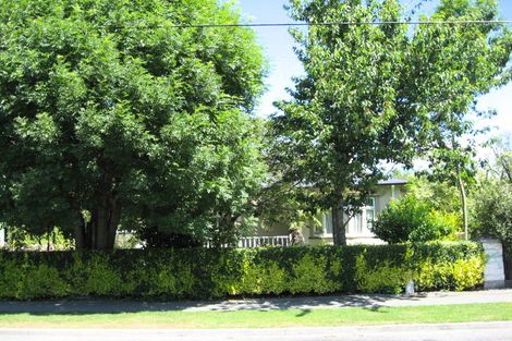 Photo of property in 28 Ford Road, Opawa, Christchurch, 8023