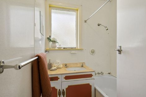 Photo of property in 4 Thackeray Street, Trentham, Upper Hutt, 5018