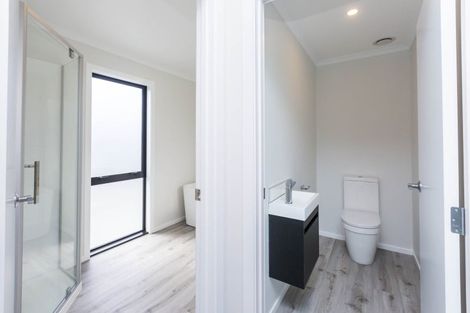 Photo of property in 11 Mawai Hakona Drive, Wallaceville, Upper Hutt, 5018