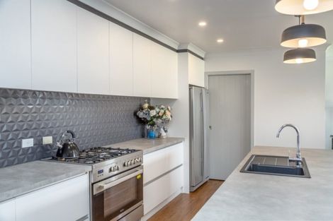 Photo of property in 30 Gimson Street, Solway, Masterton, 5810