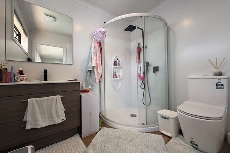 Photo of property in 12 Schooner Drive, Whitby, Porirua, 5024