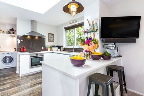 Photo of property in 15 Kurupae Road, Hilltop, Taupo, 3330