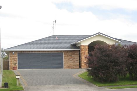 Photo of property in 18 Holdsworth Drive, Otamatea, Whanganui, 4500