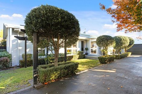 Photo of property in 35 Deepdale Street, Burnside, Christchurch, 8053