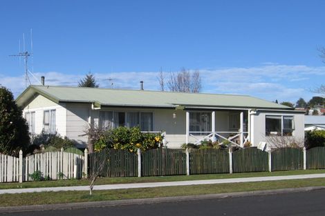 Photo of property in 21 Lindsay Crescent, Nawton, Hamilton, 3200