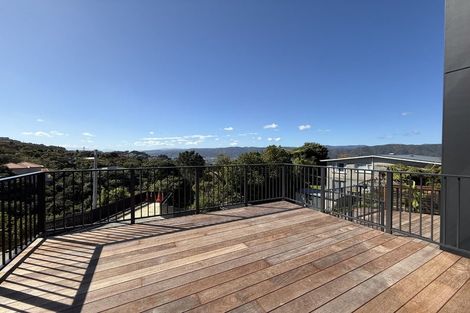 Photo of property in 123 Normandale Road, Normandale, Lower Hutt, 5010