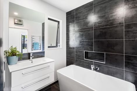 Photo of property in 50 Van Asch Street, Sumner, Christchurch, 8081