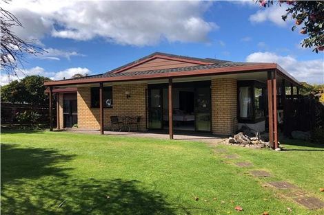 Photo of property in 37 Corinna Street, Welcome Bay, Tauranga, 3112