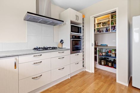 Photo of property in 14 Ngapuke Lane, Parua Bay, Onerahi, 0192