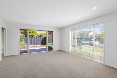 Photo of property in 3 Burbank Drive, Aidanfield, Christchurch, 8025