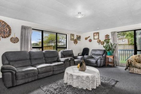Photo of property in 2/63 Palmers Road, Clendon Park, Auckland, 2103
