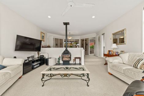 Photo of property in 51 Ngarara Road, Waikanae, 5036