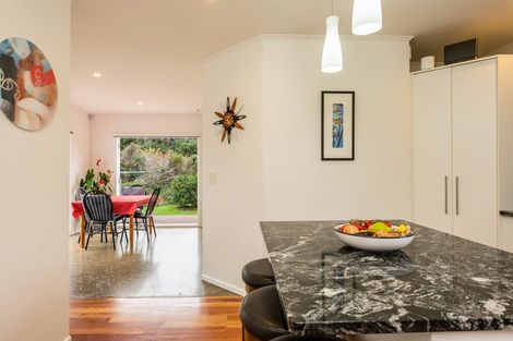 Photo of property in 36 Findlay Street, Tawa, Wellington, 5028