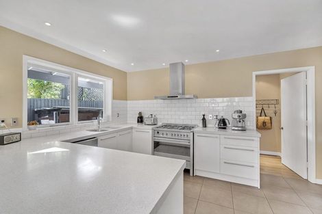 Photo of property in 32a Jeffreys Road, Fendalton, Christchurch, 8052